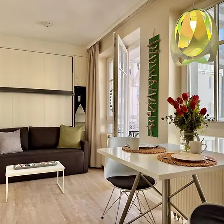 Apartament 306, Seepark